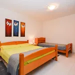 - Istrien 11126 Appartement