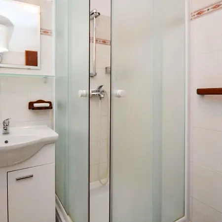 - Istrien 11126 Apartman